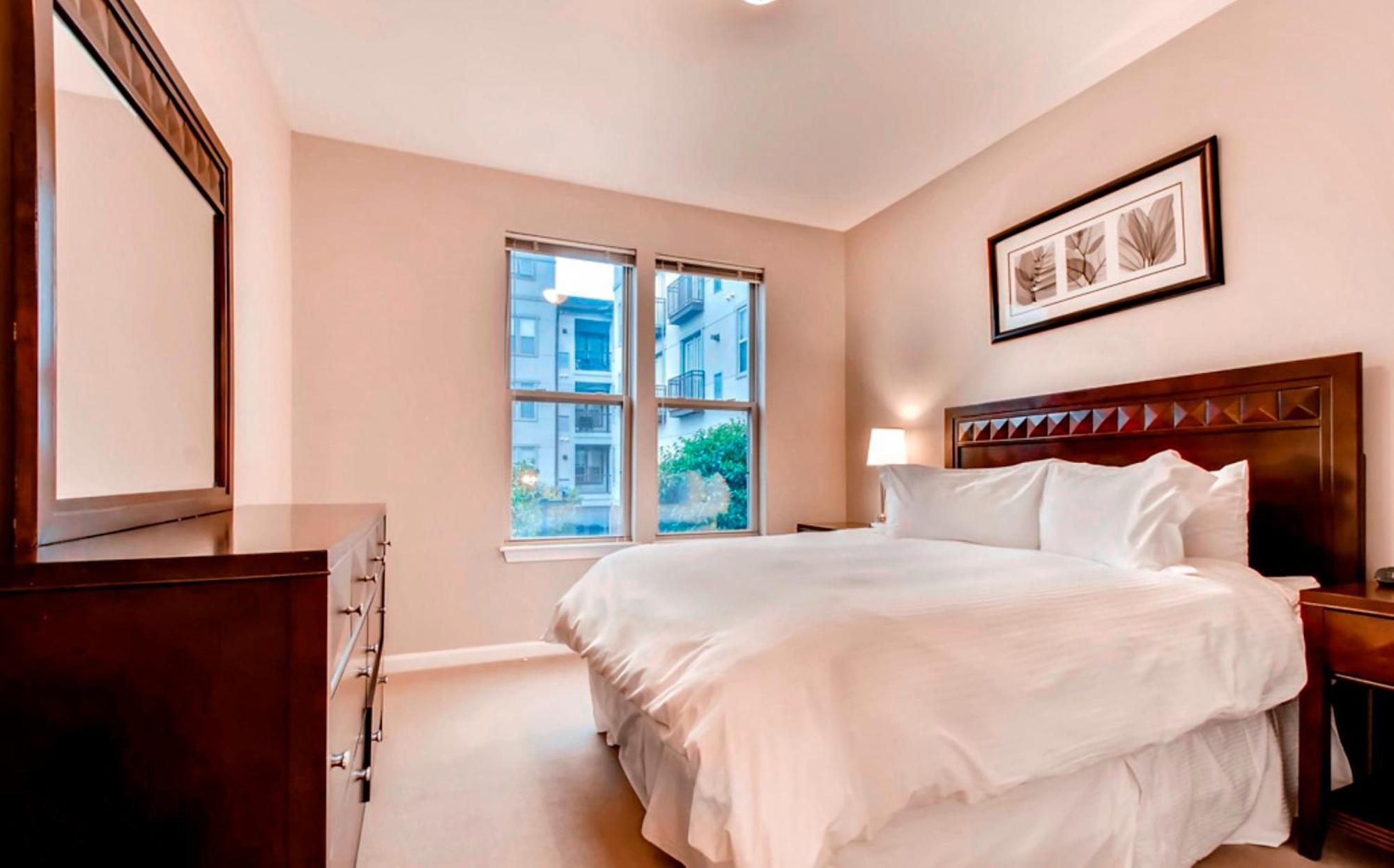 Bluebird Suites In Downtown Providence Exterior foto
